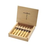 Набор в деревянной коробке из 6 ножей Opinel №7 Nature, нержавеющая сталь, рукоять самшит, гравировк, 001555 001555 от прозводителя Opinel